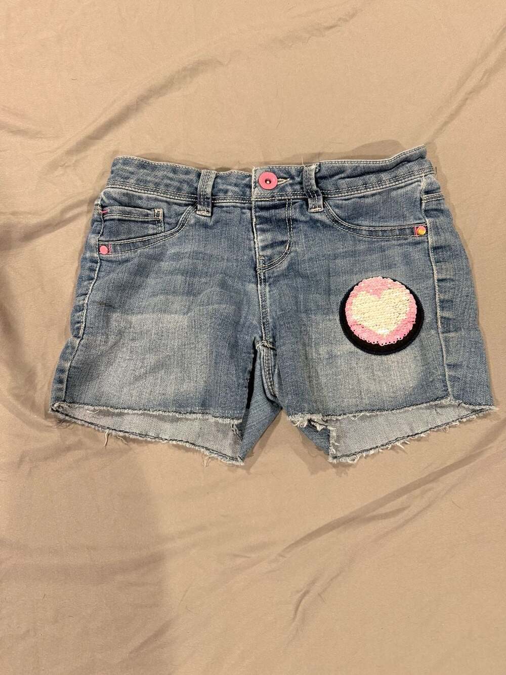 Squeeze Denim Shorts Size youth 8 Blue Sequin Heart Patch Raw Hem